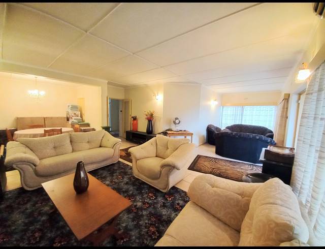 2 BEDROOM APARTMENT FOR SALE IN UVONGO